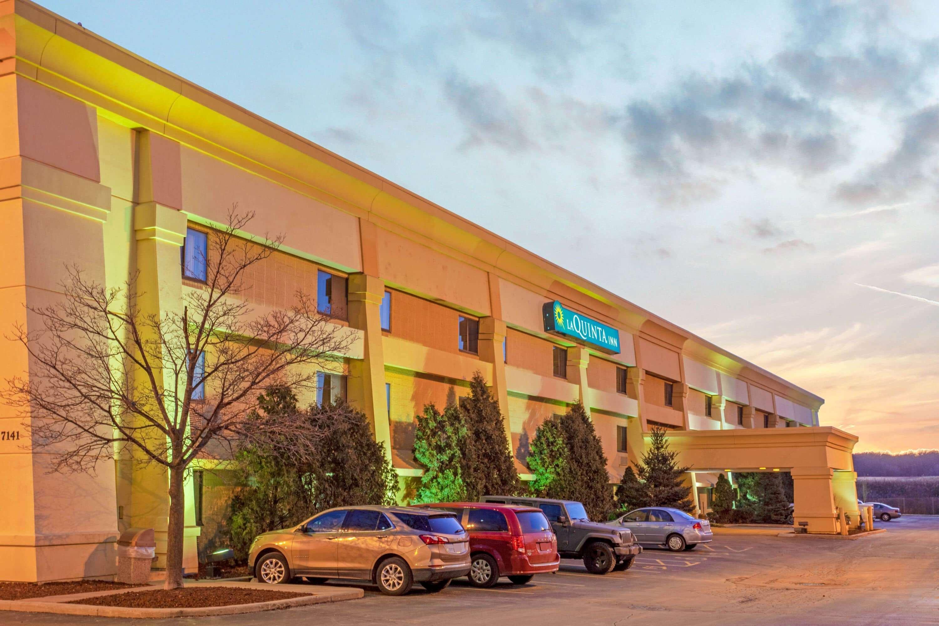 La Quinta Inn By Wyndham Milwaukee Airport / Oak Creek Exterior foto