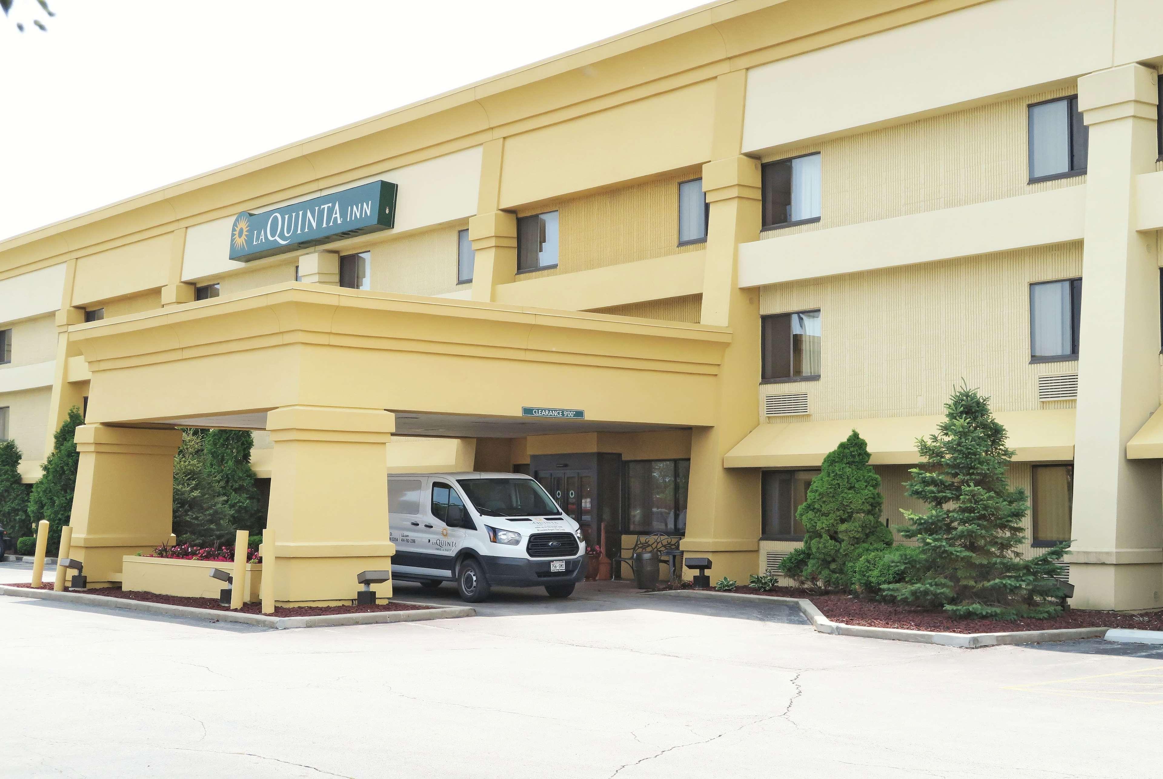 La Quinta Inn By Wyndham Milwaukee Airport / Oak Creek Exterior foto
